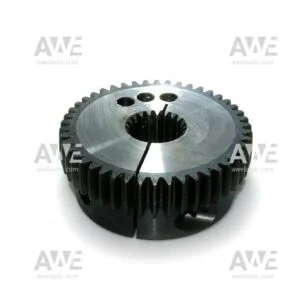 F064667 John Deere 810D HUB
